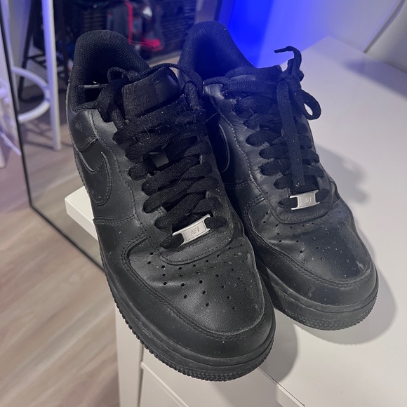 Black AF1 - Picture 3 of 3
